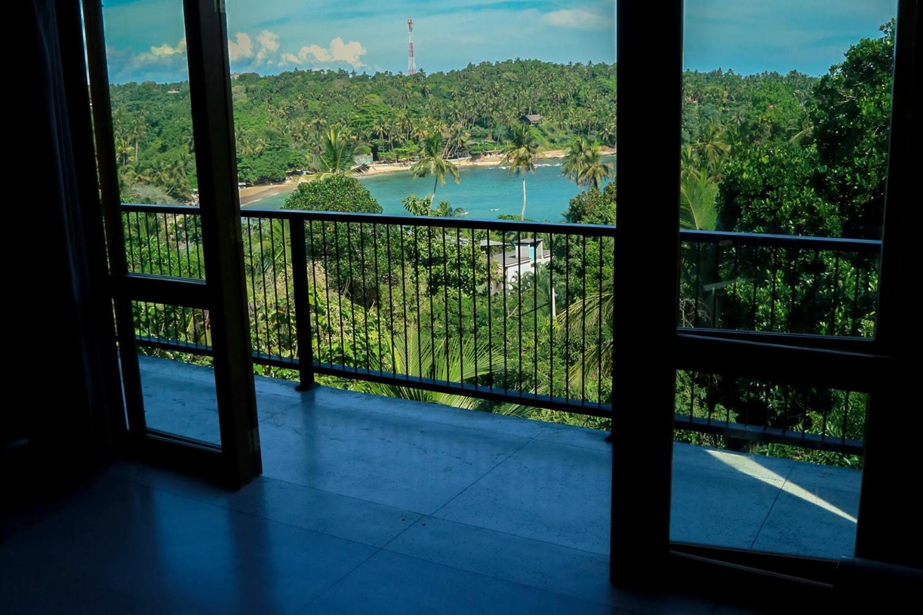 Serene Villa Диквела Екстериор снимка
